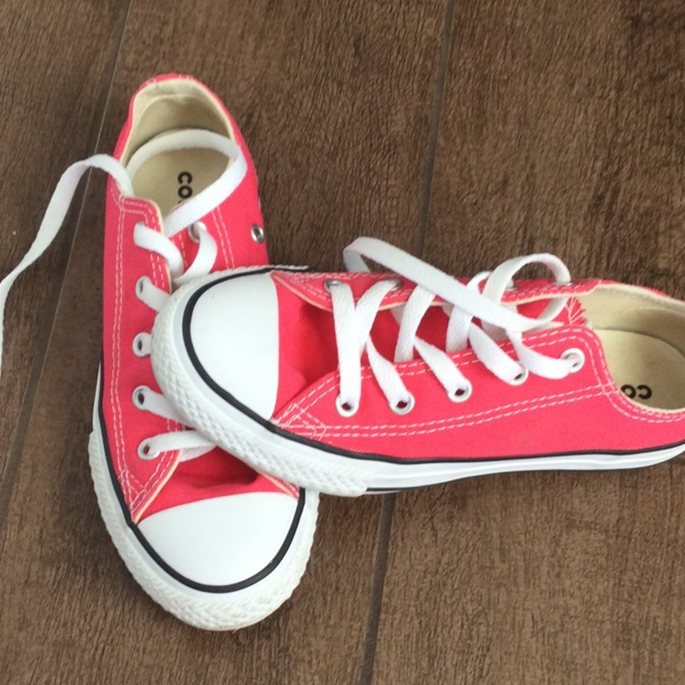 Converse low tops
